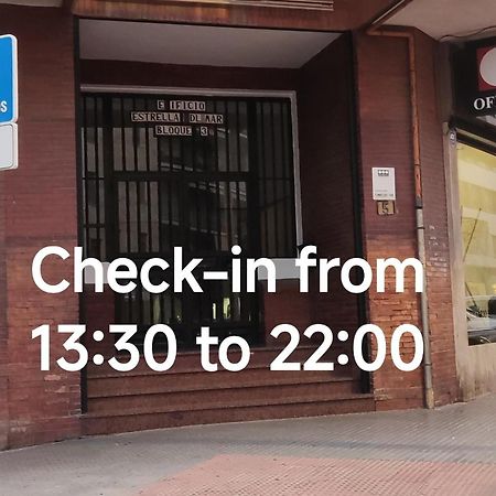 Apartamento Vacacional Buyma - Parking Privado -Gratuito- Málaga Exterior foto