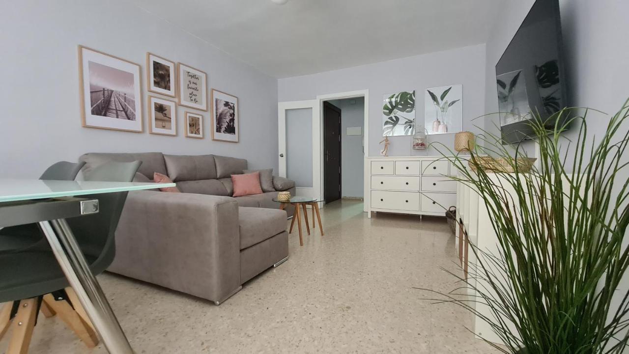 Apartamento Vacacional Buyma - Parking Privado -Gratuito- Málaga Exterior foto